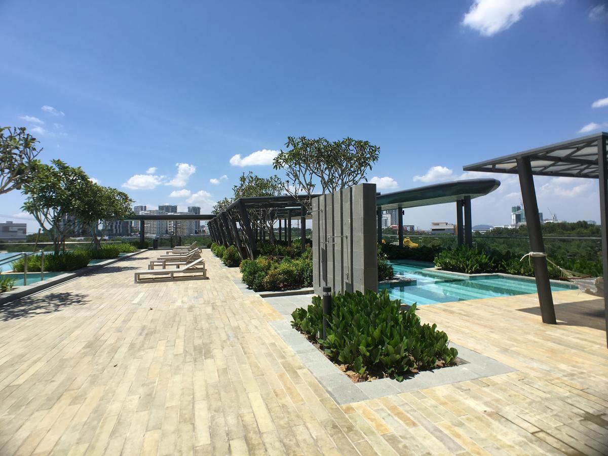 Cozy Kanvas Soho Suites سيبرجايا المظهر الخارجي الصورة