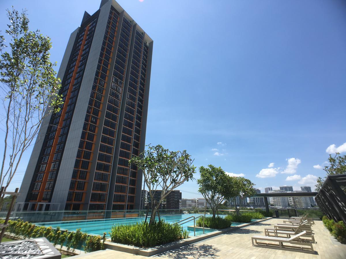 Cozy Kanvas Soho Suites سيبرجايا المظهر الخارجي الصورة