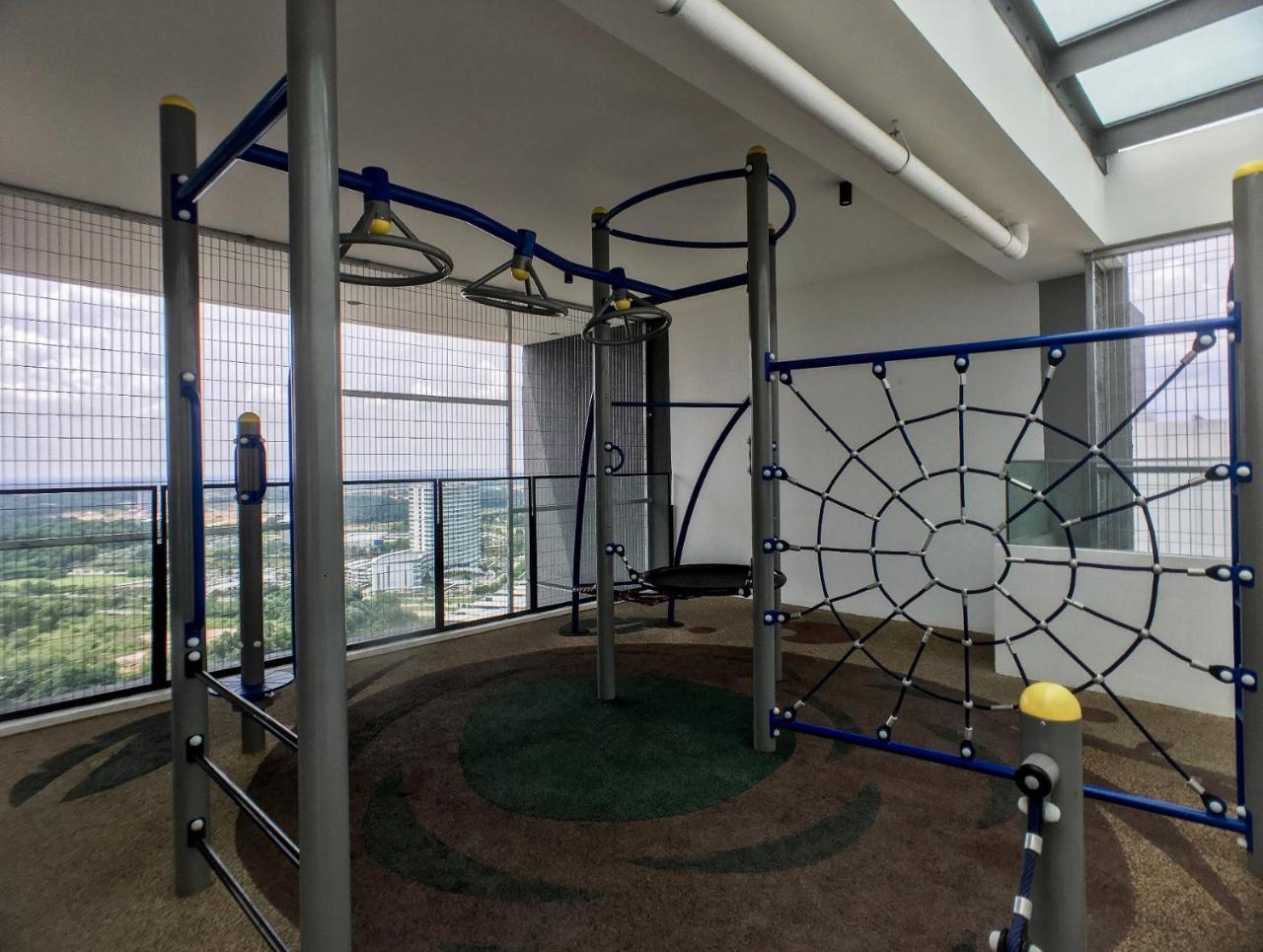 Cozy Kanvas Soho Suites سيبرجايا المظهر الخارجي الصورة